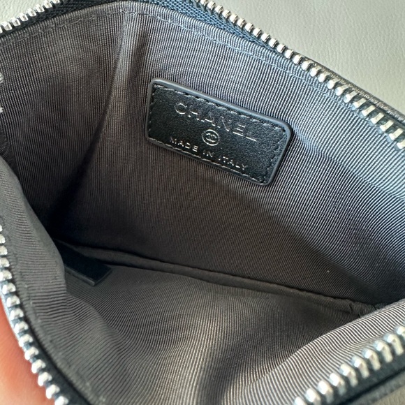 Chanel Camellia Flower Goatskin Small Cosmetic Case - Picture 8 of 8